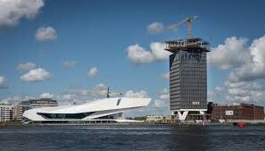 De gloednieuwe A’dam toren